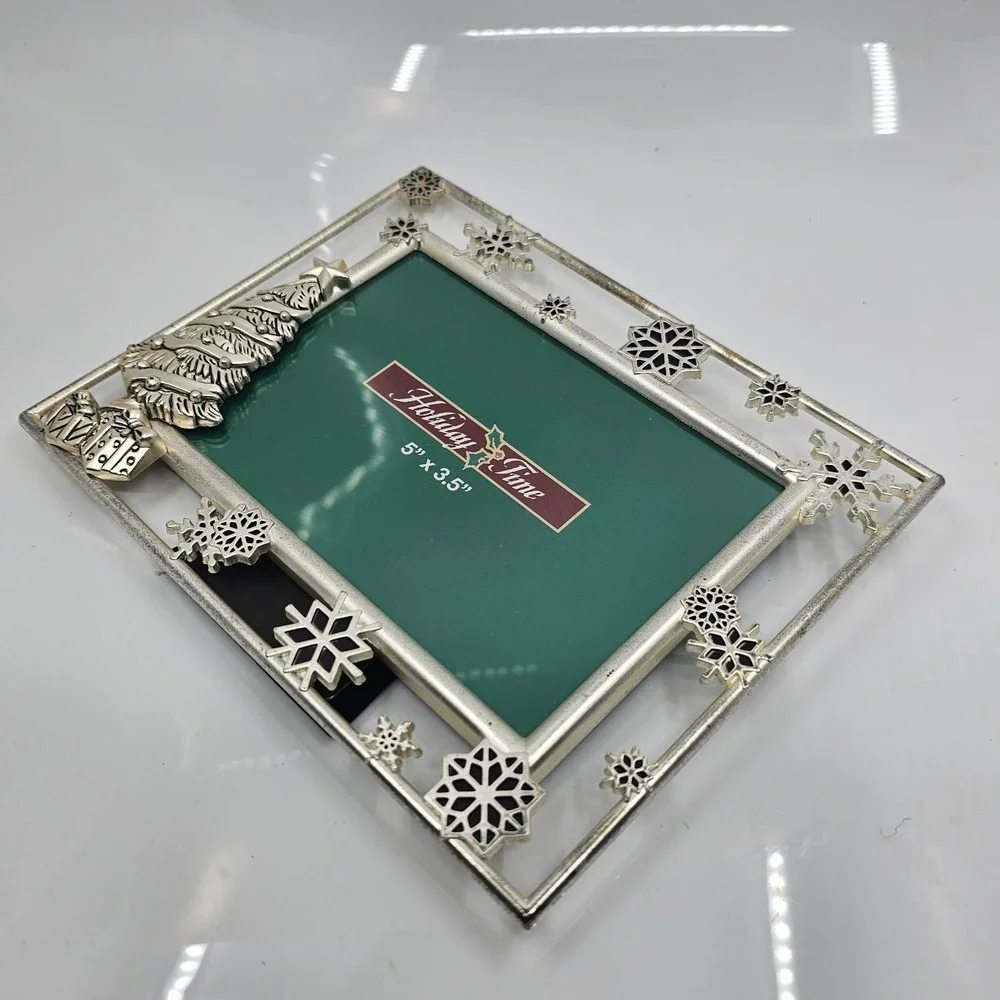 Holiday Time Christmas Tree Metal Picture Frame 5x7 Inch Photo